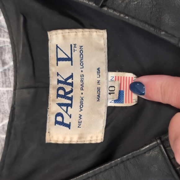 Vintage Harley Davidson Motorcycle Vest- Black Fringe - Picture 5 of 8